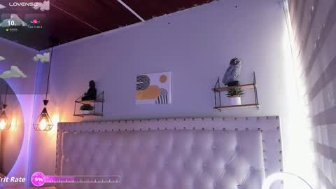 Snapshot of atenea_klett_ chatting on November 11, 2025, 2:17 pm ATENEA online show from November 11, 2025, 2:17 pm