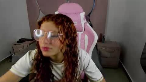 ateneaxht online show from June 27, 2026, 10:04 pm