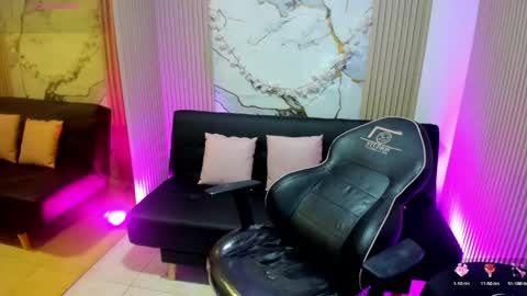Snapshot of athenaa_tay chatting on May 12, 2026, 3:36 am Atenea online show from May 12, 2026, 3:36 am