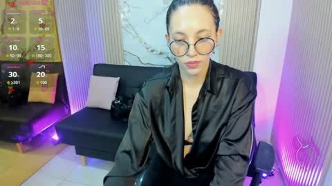 Snapshot of athenaa_tay chatting on May 25, 2026, 3:23 am Atenea online show from May 25, 2026, 3:23 am