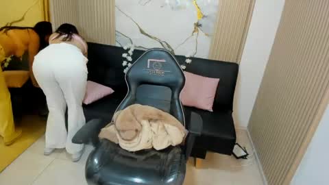 Snapshot of athenaa_tay chatting on May 31, 2026, 3:26 am Atenea online show from May 31, 2026, 3:26 am