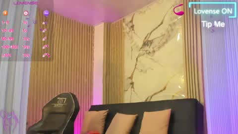 Snapshot of athenaa_tay chatting on June 5, 2026, 6:52 am Atenea online show from June 5, 2026, 6:52 am