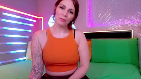 Snapshot of athenaautumn chatting on June 5, 2026, 2:51 am Athena Autumn online show from June 5, 2026, 2:51 am