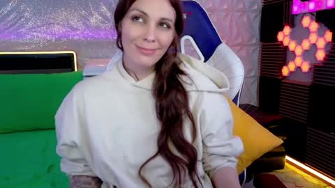 Snapshot of athenaautumn chatting on June 5, 2026, 9:04 am Athena Autumn online show from June 5, 2026, 9:04 am