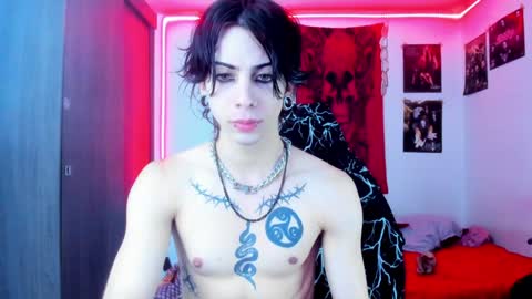 Snapshot of atheneoo_ chatting on January 18, 2025, 7:28 am athenauwu online show from January 18, 2025, 7:28 am