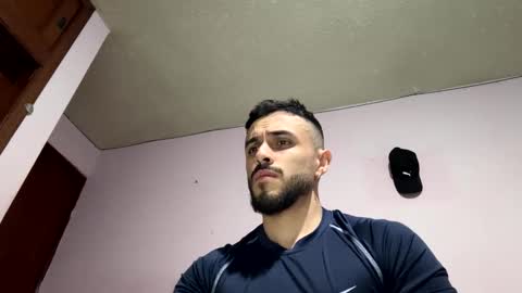 Snapshot of athlete_boy22 chatting on December 19, 2025, 6:42 am Atlas online show from December 19, 2025, 6:42 am