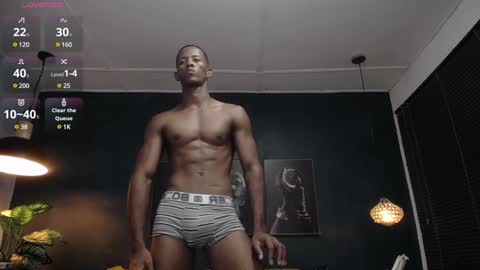 Snapshot of athleticbig_cock chatting on December 14, 2024, 2:01 am ATHLETIC COCK online show from December 14, 2024, 2:01 am