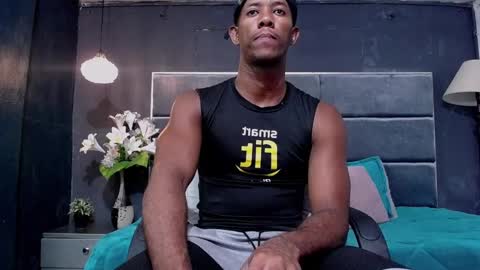 Snapshot of athleticbig_cock chatting on November 16, 2025, 1:55 am ATHLETIC COCK online show from November 16, 2025, 1:55 am