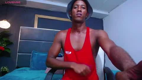 Snapshot of athleticbig_cock chatting on July 8, 2026, 1:32 am ATHLETIC COCK online show from July 8, 2026, 1:32 am