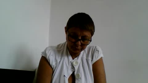 atikaarea online show from September 30, 2025, 9:47 am