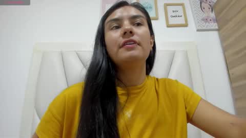 Atilana Diaz online show from March 18, 2026, 5:27 pm