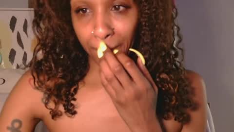 Snapshot of atirahcali chatting on June 13, 2026, 12:36 pm AtirahCali online show from June 13, 2026, 12:36 pm