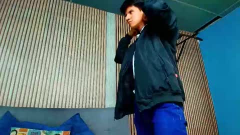 Atlas Desire online show from March 5, 2026, 7:54 pm