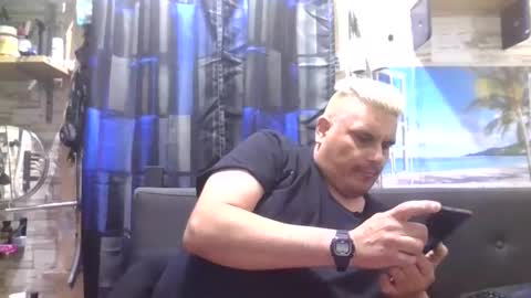 A online show from January 3, 2025, 6:14 pm