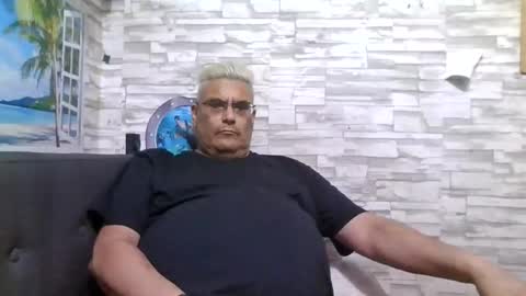 A online show from November 29, 2025, 12:19 pm