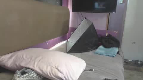 Snapshot of atreatforyou_86 chatting on March 17, 2026, 11:30 pm atreatforyou_86 online show from March 17, 2026, 11:30 pm