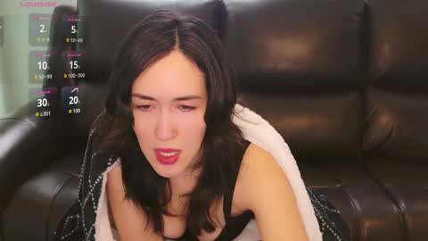 Snapshot of audradeer chatting on November 17, 2025, 2:45 pm audradeer online show from November 17, 2025, 2:45 pm