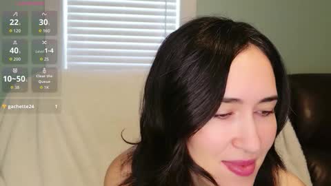 Snapshot of audradeer chatting on November 18, 2025, 3:27 pm audradeer online show from November 18, 2025, 3:27 pm