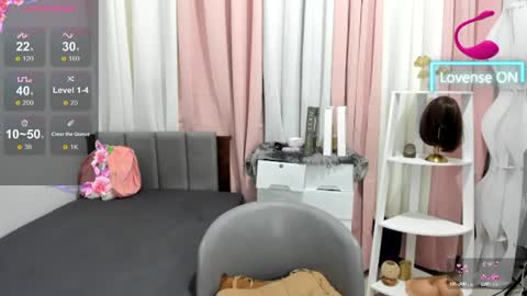 Snapshot of audrey_hadid chatting on July 21, 2026, 6:32 pm Your goddess AUDREY FOLLOW ME online show from July 21, 2026, 6:32 pm