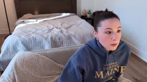 Snapshot of audreyjones03 chatting on February 27, 2025, 9:36 pm Miss Audrey online show from February 27, 2025, 9:36 pm