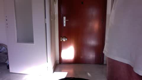 auguste688483 online show from January 8, 2026, 9:22 am