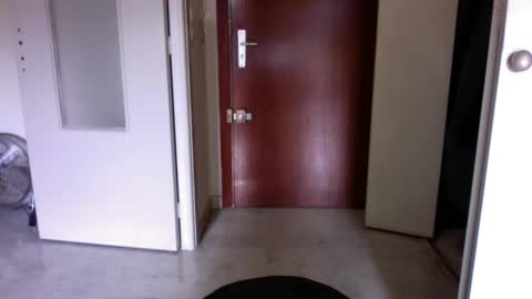 auguste688483 online show from January 14, 2026, 9:59 am