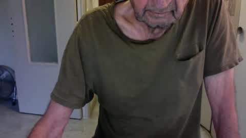 Snapshot of auguste688483 chatting on May 5, 2026, 8:55 am auguste688483 online show from May 5, 2026, 8:55 am