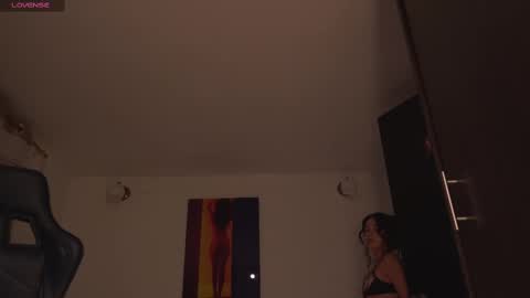 Snapshot of aura_sensual chatting on February 27, 2025, 12:10 am . online show from February 27, 2025, 12:10 am