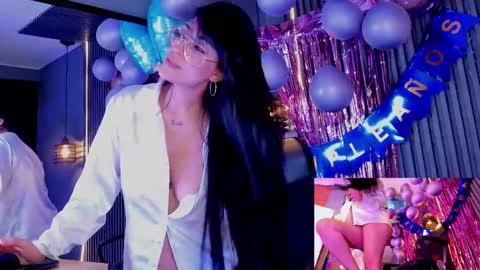 Snapshot of aurabakers chatting on March 8, 2025, 6:37 pm Aura online show from March 8, 2025, 6:37 pm