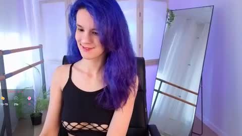 Snapshot of auralana chatting on June 13, 2026, 7:17 am Lana online show from June 13, 2026, 7:17 am