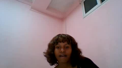 Snapshot of aurelia107 chatting on July 3, 2026, 12:00 pm aurelia107 online show from July 3, 2026, 12:00 pm