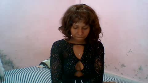 Snapshot of aurelia107 chatting on July 12, 2026, 10:56 pm aurelia107 online show from July 12, 2026, 10:56 pm