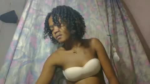 Snapshot of aurelie08 chatting on May 31, 2026, 10:22 am aurelie08 online show from May 31, 2026, 10:22 am