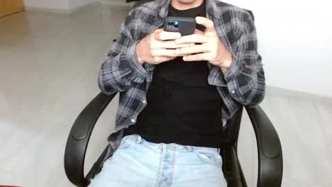 Aureliano online show from September 8, 2025, 11:48 pm