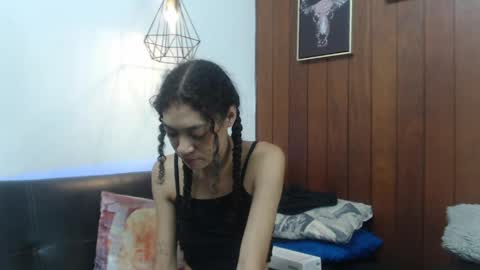 Snapshot of aurora_ath chatting on June 2, 2026, 1:18 am Aurora ath online show from June 2, 2026, 1:18 am