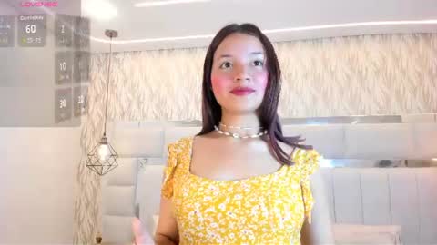 Snapshot of aurora_bellamont chatting on July 7, 2026, 1:59 pm Aurora online show from July 7, 2026, 1:59 pm