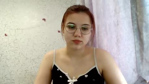 Kiara Xanthe online show from April 27, 2026, 12:03 pm