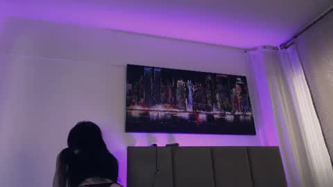 Snapshot of aurora_cherry chatting on July 4, 2026, 2:12 pm Aurora online show from July 4, 2026, 2:12 pm