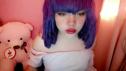 cute online show from April 15, 2026, 8:21 am