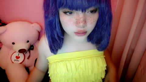 cute online show from June 18, 2026, 6:57 am