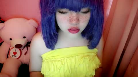 cute online show from June 18, 2026, 10:25 pm