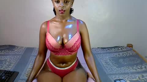 Snapshot of aurora_starr chatting on June 18, 2026, 7:18 pm Starr online show from June 18, 2026, 7:18 pm