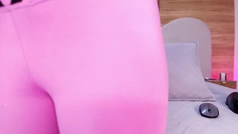 Snapshot of auroraa_miller chatting on May 13, 2026, 3:04 am auroraa_miller online show from May 13, 2026, 3:04 am