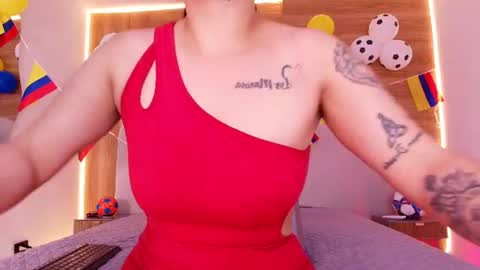 Snapshot of auroraa_miller chatting on June 23, 2026, 3:04 am auroraa_miller online show from June 23, 2026, 3:04 am