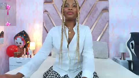 Snapshot of aurorabrow chatting on October 31, 2025, 2:07 pm Ariana online show from October 31, 2025, 2:07 pm