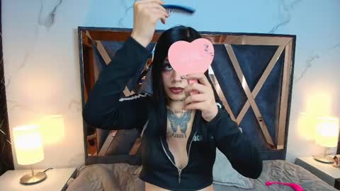 Aurora Diaz online show from April 29, 2026, 5:30 pm