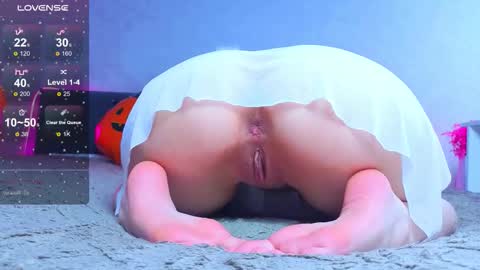 Snapshot of auroralovejoy chatting on November 1, 2025, 1:18 am Aurora online show from November 1, 2025, 1:18 am