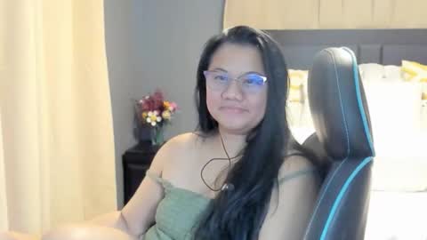 Snapshot of auroramaze88 chatting on May 23, 2026, 12:38 am Auroramaze88 online show from May 23, 2026, 12:38 am