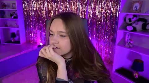 Aurora online show from March 25, 2026, 5:41 pm