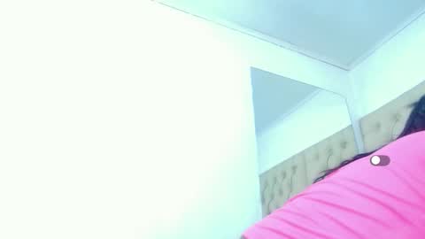 Aurora online show from October 19, 2025, 4:29 pm